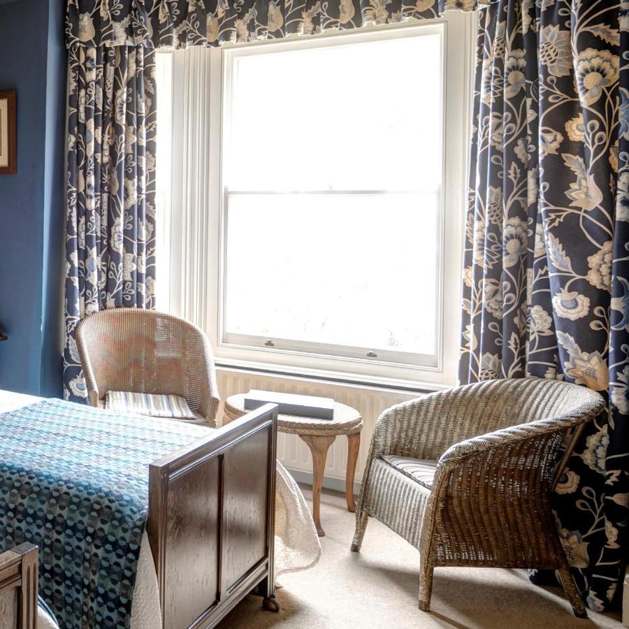 Victoria House Hotel Church Stretton Ngoại thất bức ảnh
